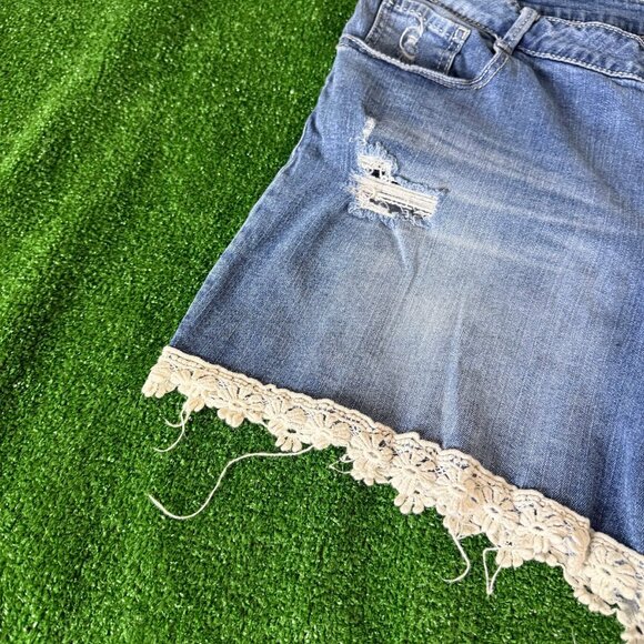Faded Glory Lace Trim High Rise Distressed Denim Jeans Shorts Plus Size 24W - Picture 5 of 14